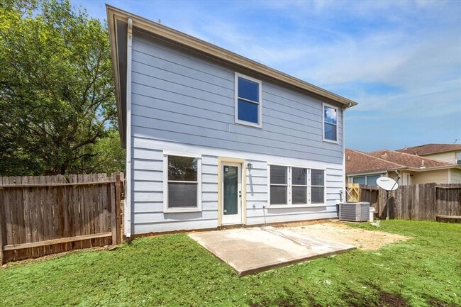 Building Photo - 4402 Twisting Pine Ct
