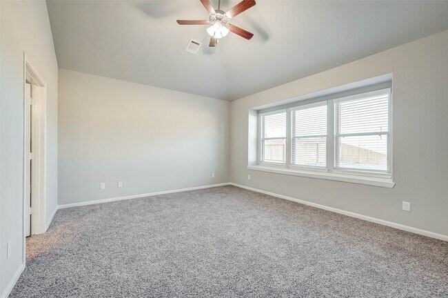 Building Photo - 6110 Scott Way