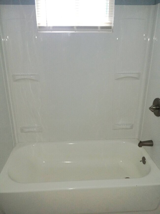 Building Photo - 424-426 Lexington Ave