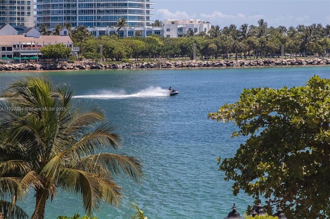 Building Photo - 7154 Fisher Island Dr