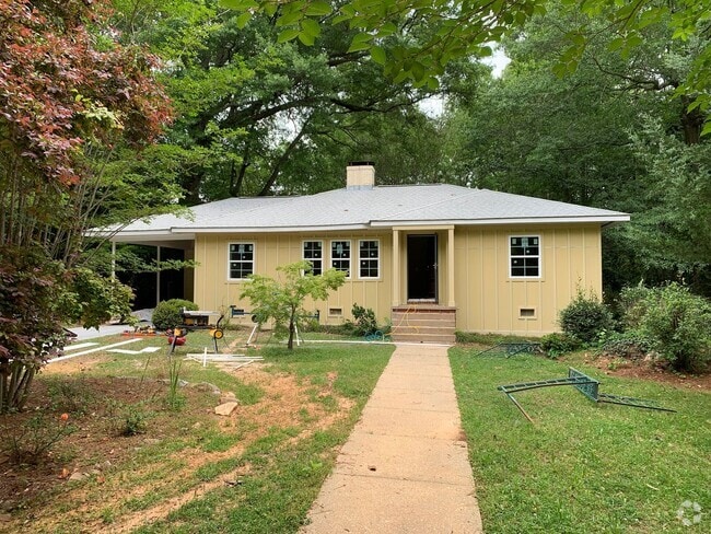 Building Photo - 348 Bowden Dr