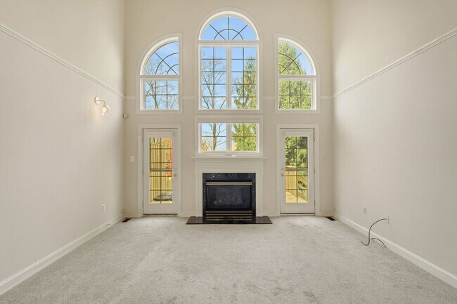 Building Photo - Gorgeous 3-Bedroom Townhome in East Norriton!