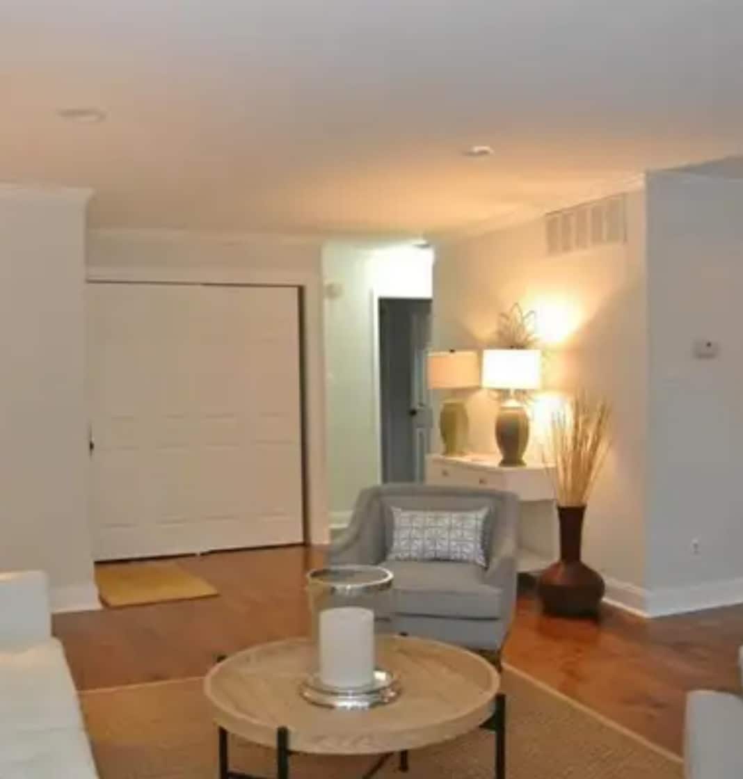 Building Photo - 341 Homeland Southway