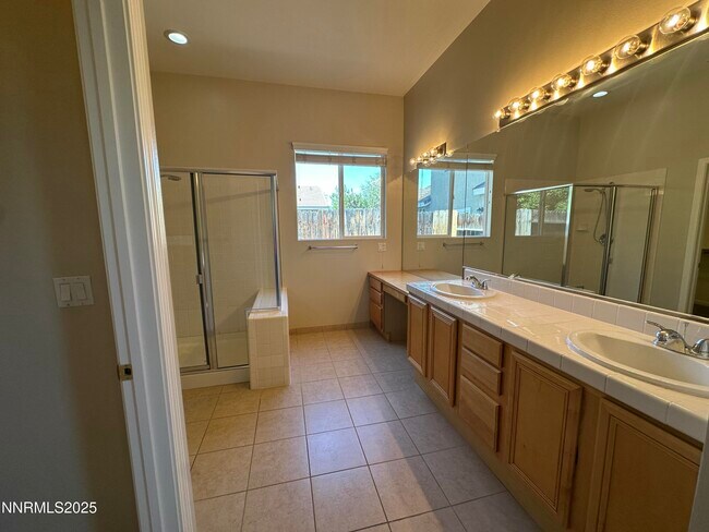 Building Photo - 10175 Coyote Creek Ct