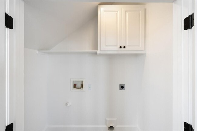 Building Photo - 711 Paleface Ranch Rd