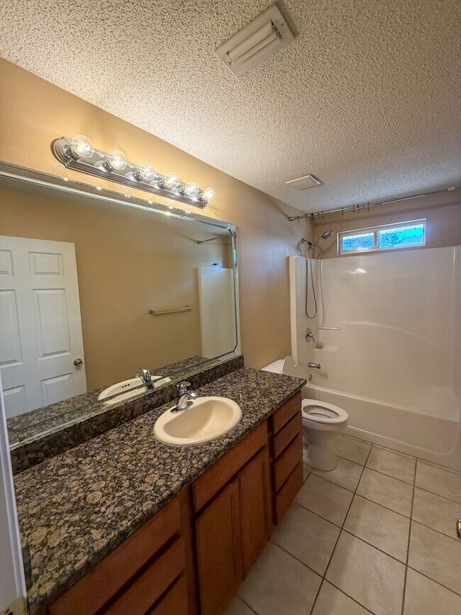 Building Photo - 4697 Lovegrass Ln