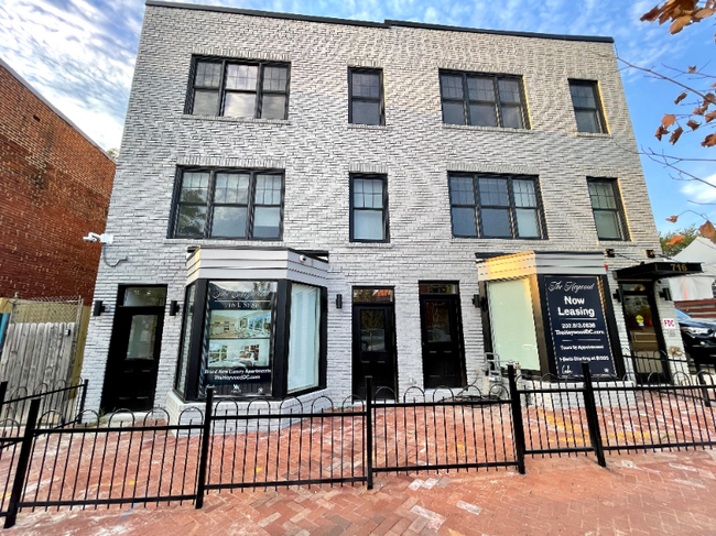Building Photo - 716 L St SE