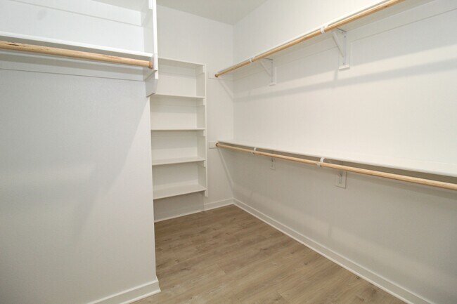 Building Photo - 2309 Langford St