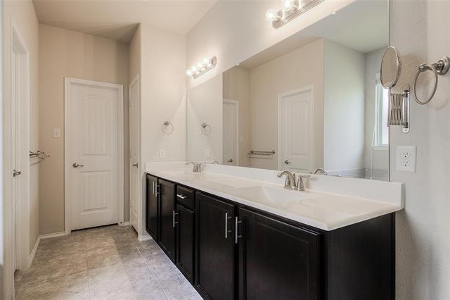 Building Photo - 10128 Horseshoe Ln