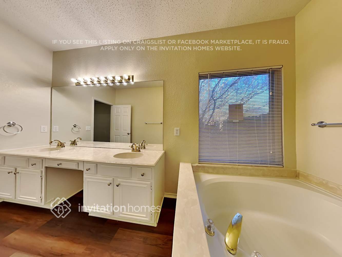 Building Photo - 1900 Fairhaven Ct