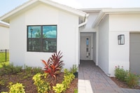 Building Photo - 5729 SE Sky Blue Cir