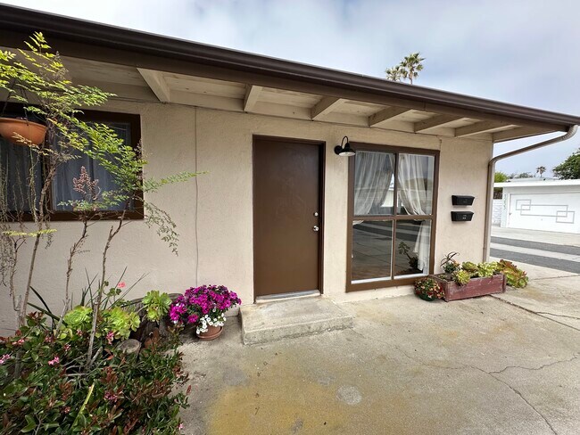 Building Photo - 1230 Devon Ln