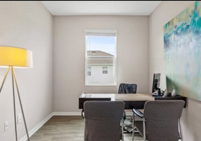 Building Photo - 4013 Redbridge Lp