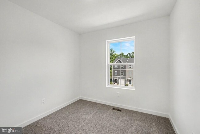 Building Photo - 36110 Wilderness Shores Way