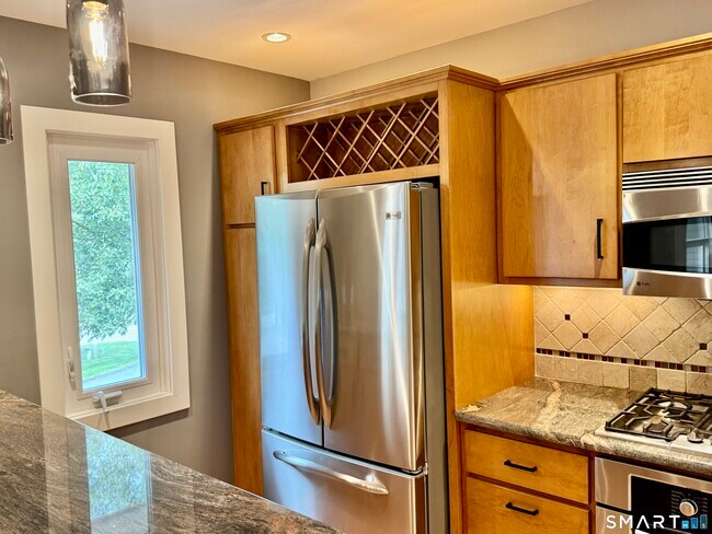 Building Photo - 58 Uplands Way