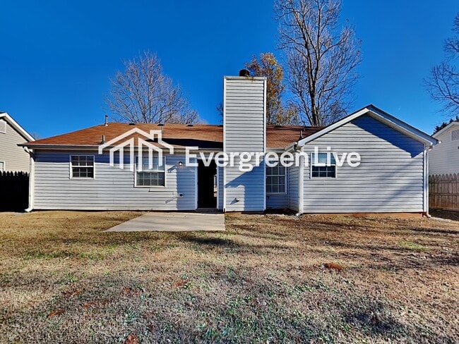 Building Photo - 183 Regency Park Dr
