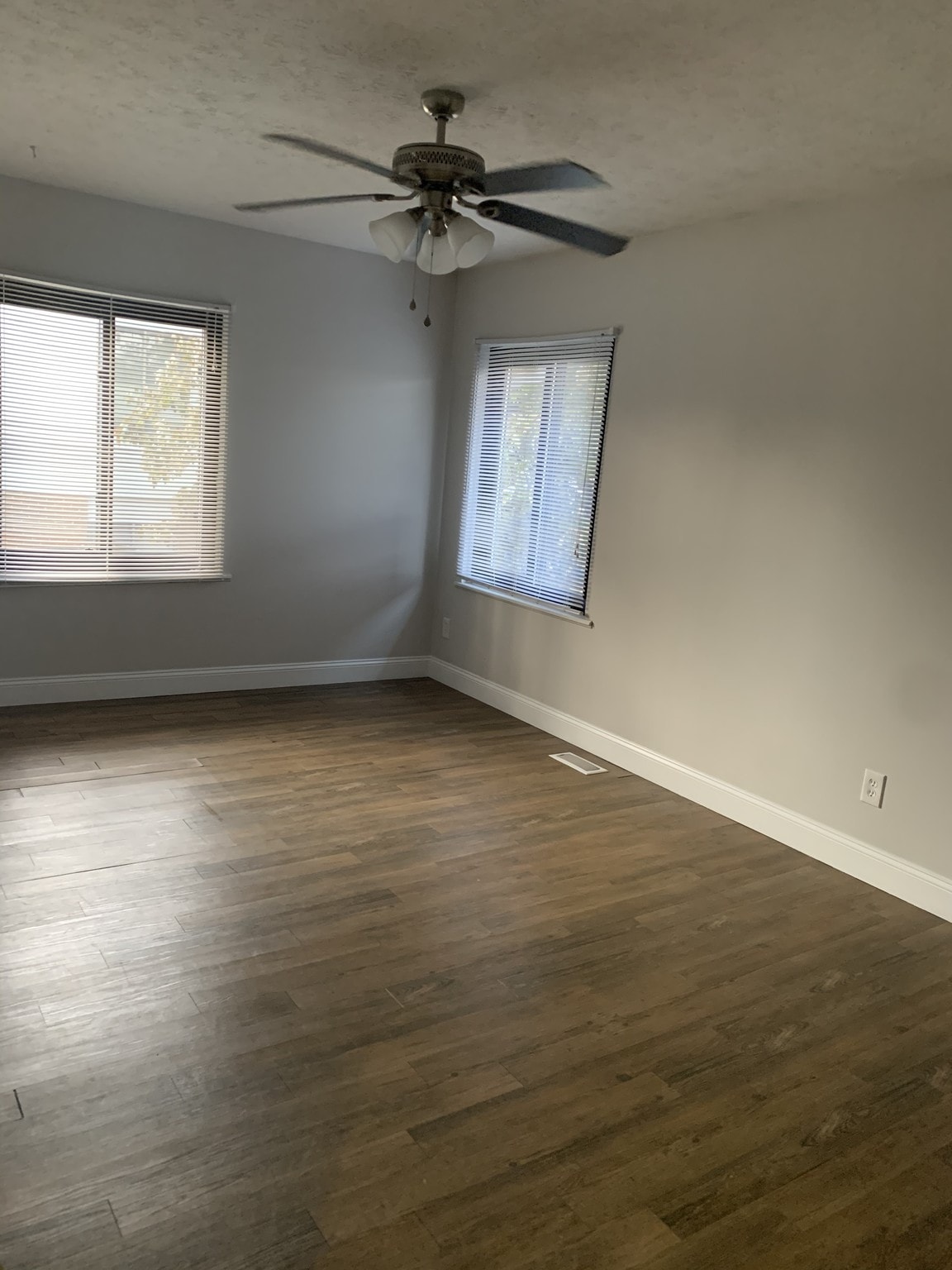 Master Bedroom - 107 Twilight Dr