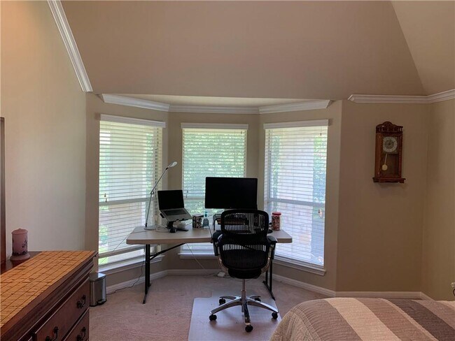 Building Photo - 16409 Broadbay Dr