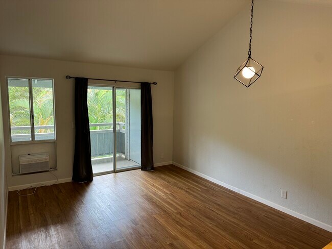 Building Photo - 95-664 Wikao St