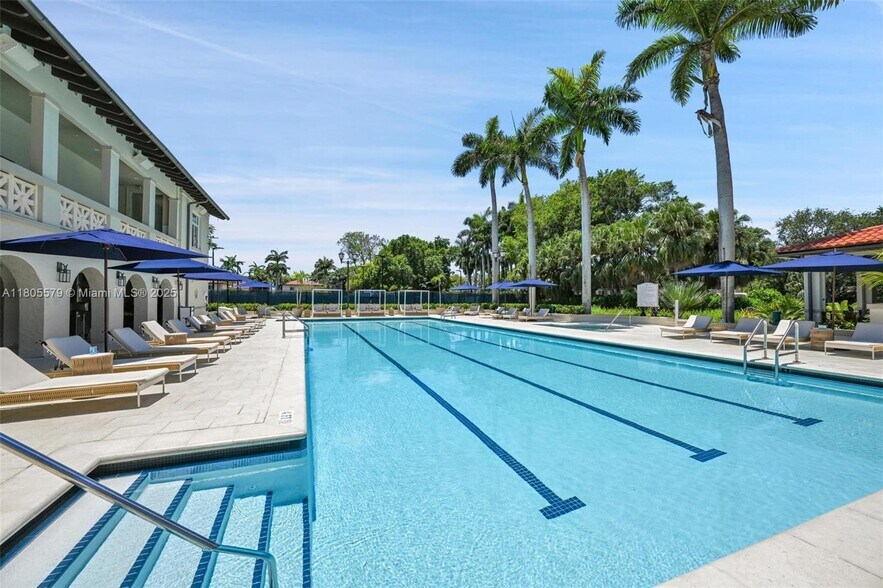 Building Photo - 13637 Deering Bay Dr