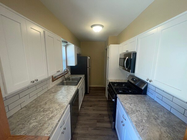 Building Photo - 1431 Margaret Ave SE