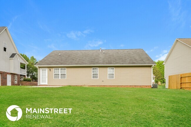 Building Photo - 4711 Eagle Path