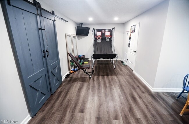 Building Photo - 9387 Nash Ln