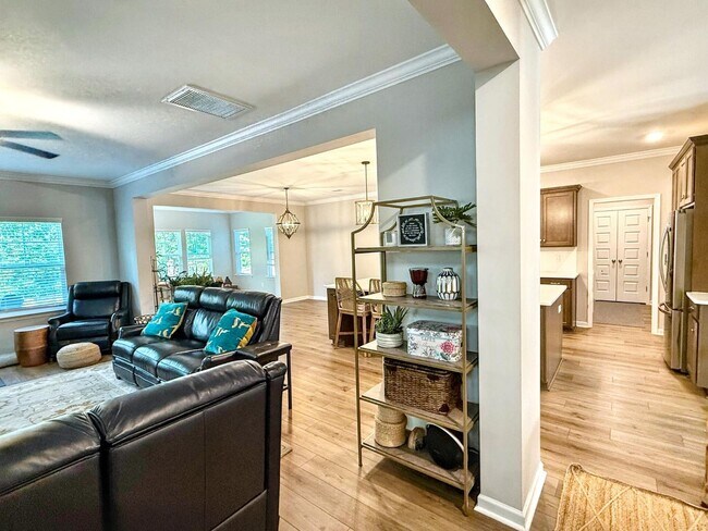 Building Photo - 524 Harbour Pointe Dr