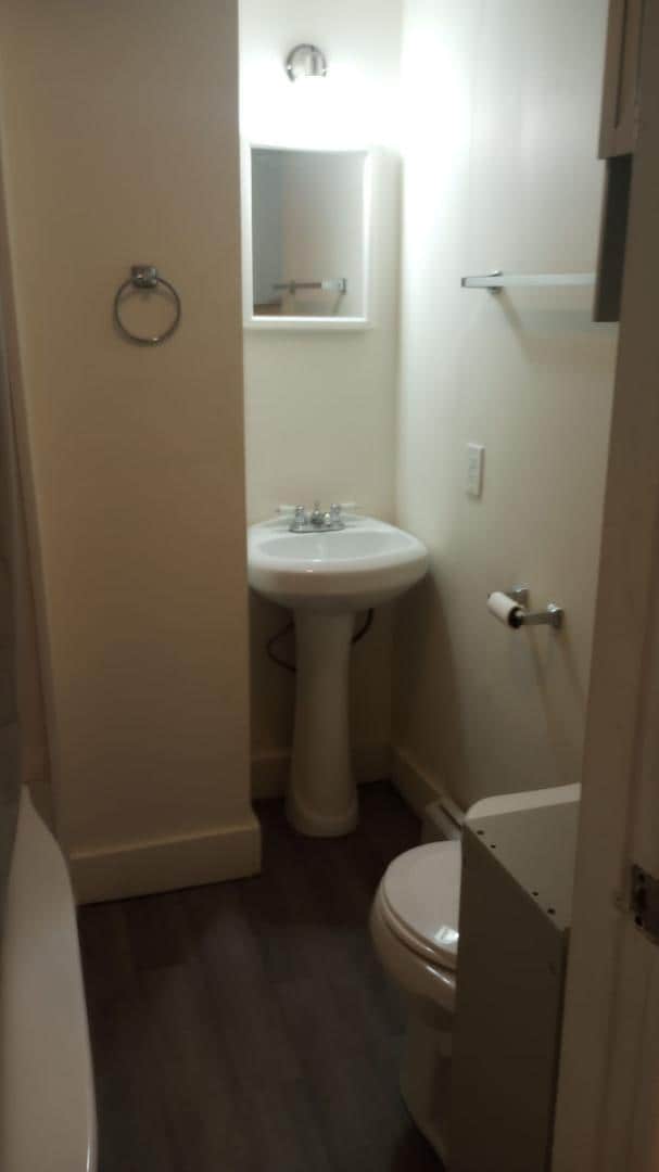 Building Photo - 19 Hamilton Ave