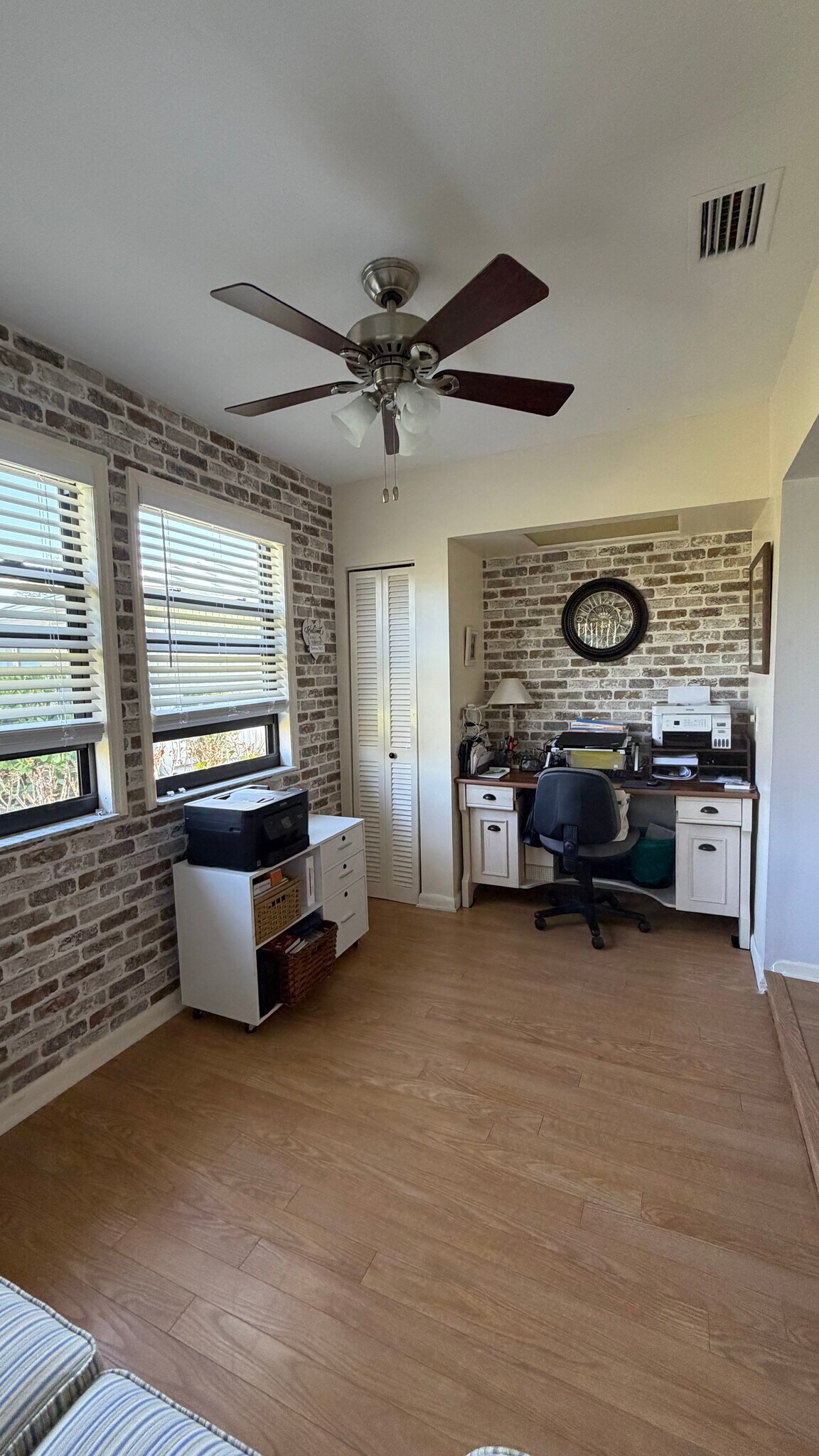 Building Photo - 5227 SE Sea Island Way