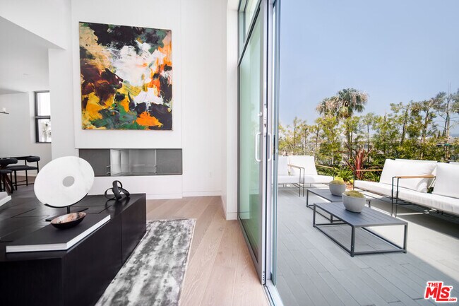 Building Photo - 8600 Wilshire Blvd