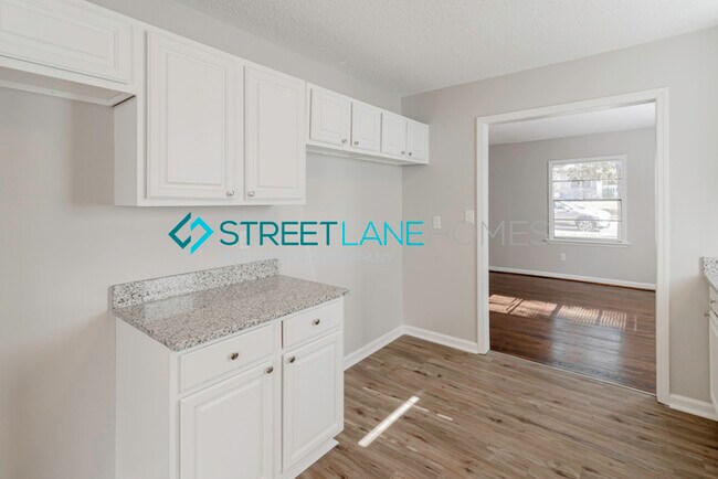 Building Photo - REDUCED! Charming 3 bedroom home in Birmin...
