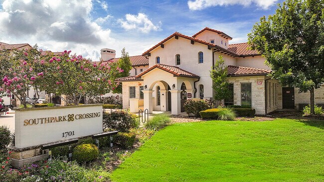 Building Photo - Southpark Crossing Apartments