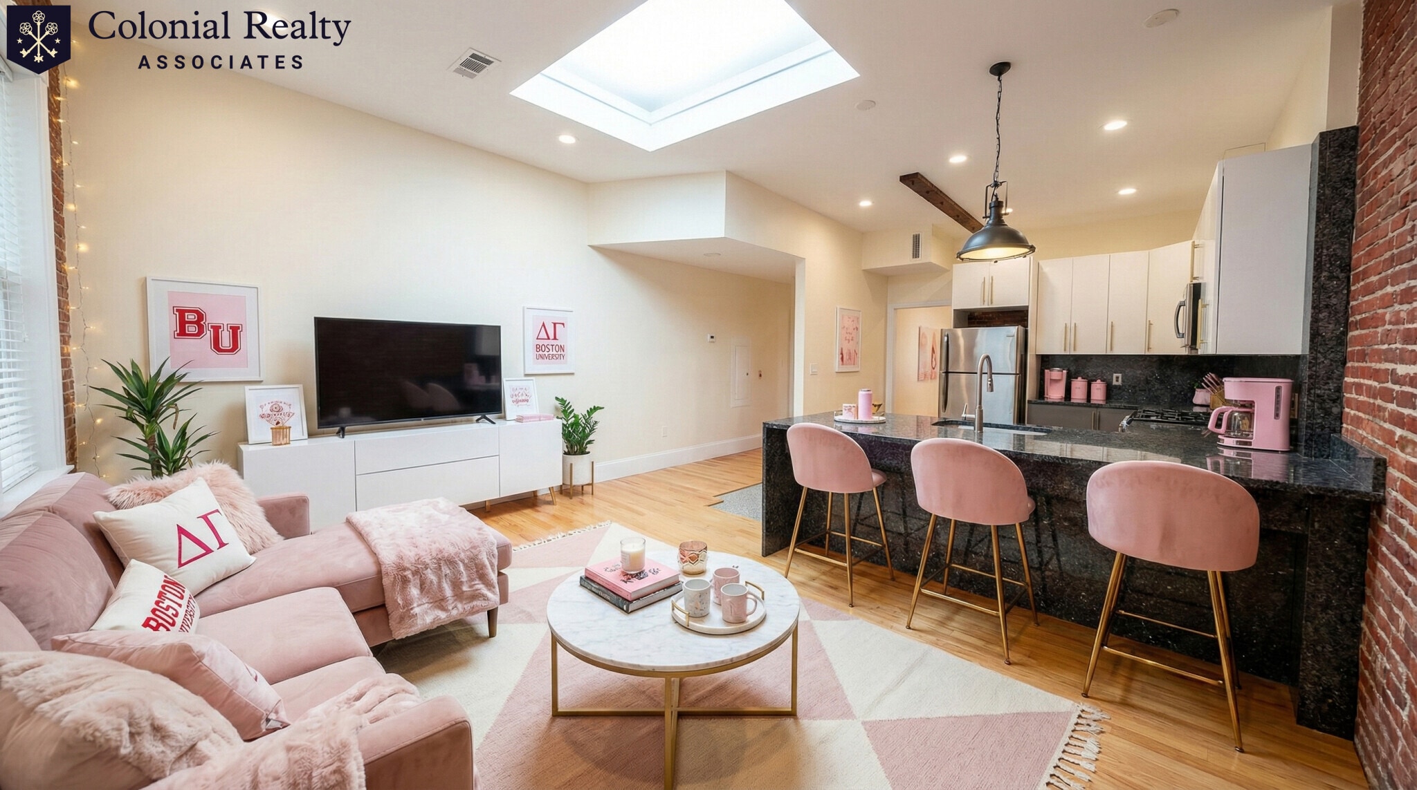 Building Photo - 25 St Marys Ct