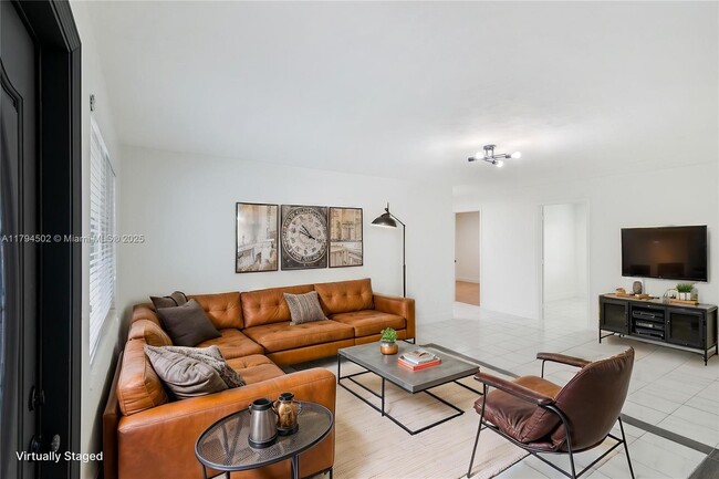 Building Photo - 6330 SW 27th St