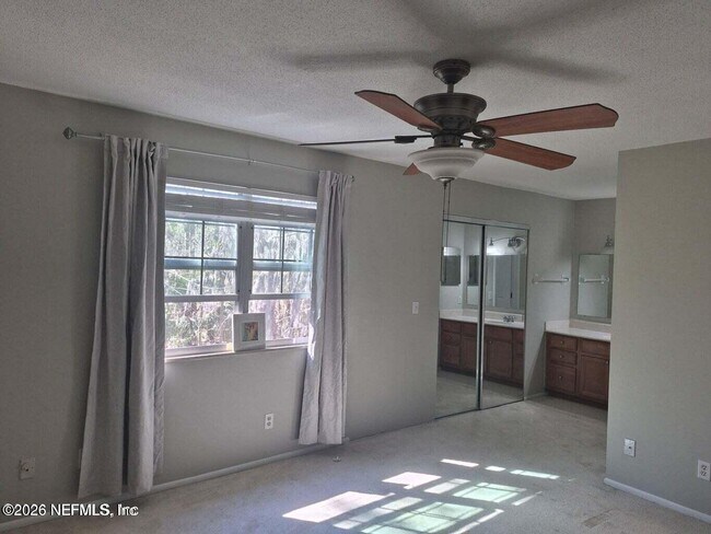 Building Photo - 4810 Windrush Ln