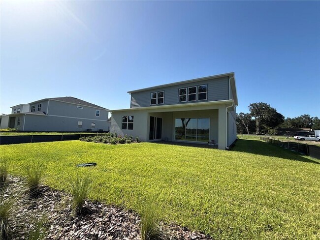 Building Photo - 16645 Lone Oak Cir