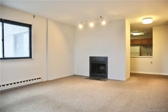 Building Photo - 51 Schuyler Ave