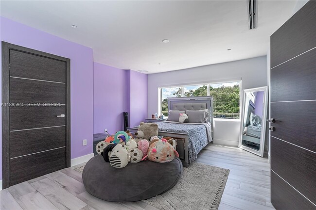 Building Photo - 11531 SW 93rd St