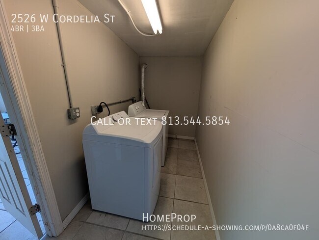 Building Photo - 2526 W Cordelia St