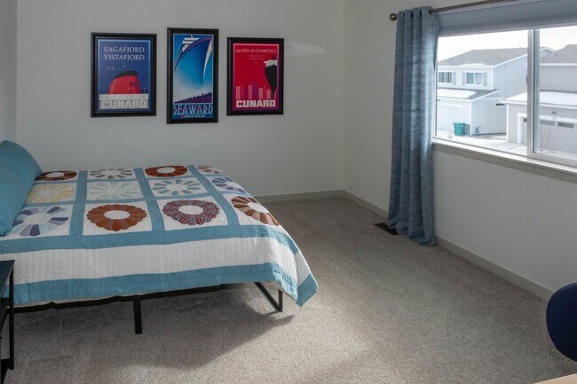 Building Photo - Detatched Home in Village at Rose Farm, Berthoud!