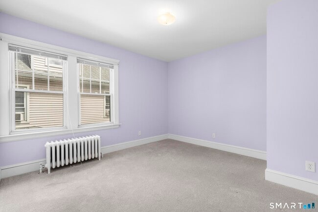Building Photo - 139 Richards St