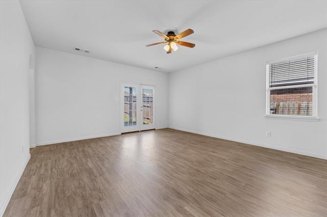 Building Photo - 113 Oriole Dr