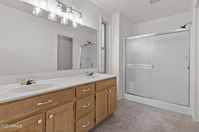Building Photo - 20947 N 107th Dr