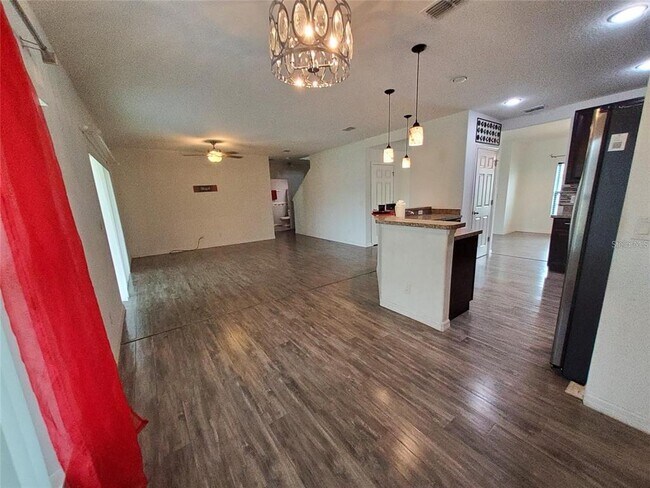 Building Photo - 355 Granada Blvd