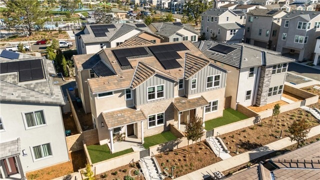 Building Photo - 297 Shoveler