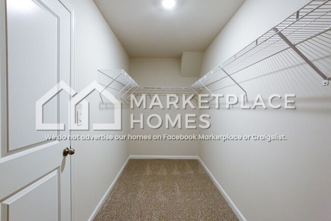 Building Photo - 2121 Avalon Rdg