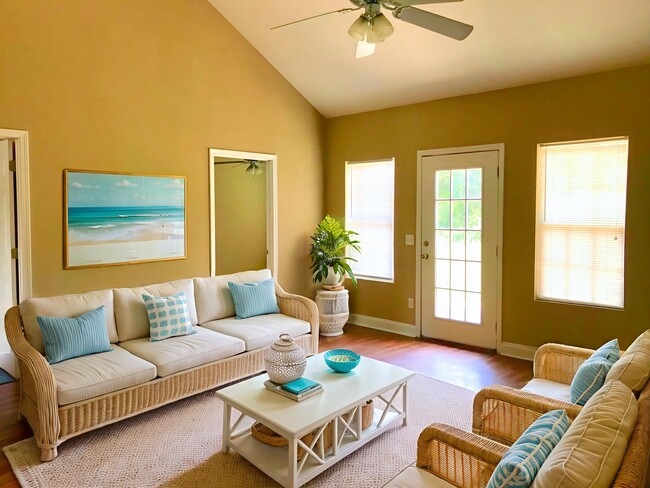 Building Photo - 113 Tuscany Trail