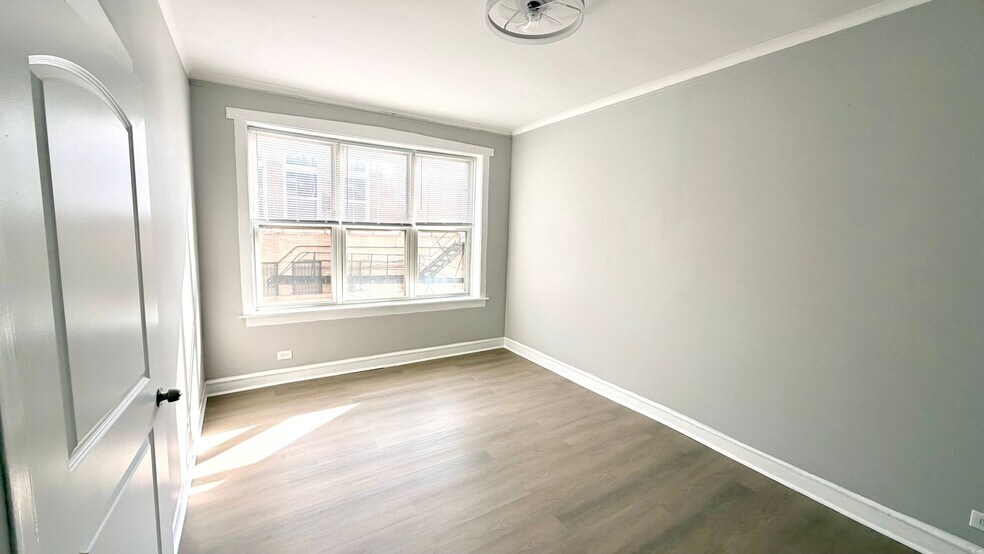 Building Photo - 802 N Bishop St