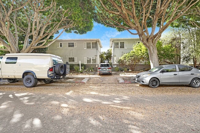 Building Photo - 814-818 2nd Street